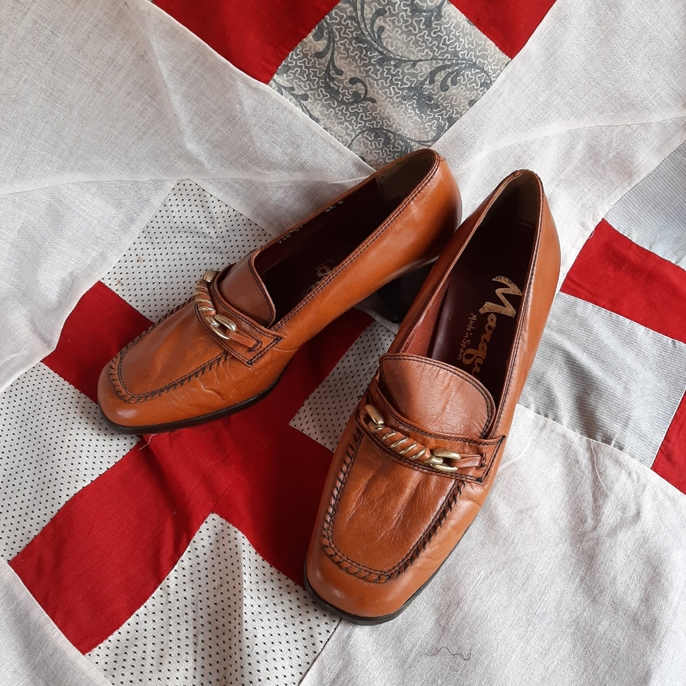 Vintage 1970s high heel shoes slip-on 8 1/2 B